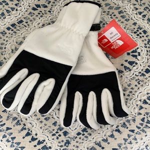 M Atlas Gloves size Large
